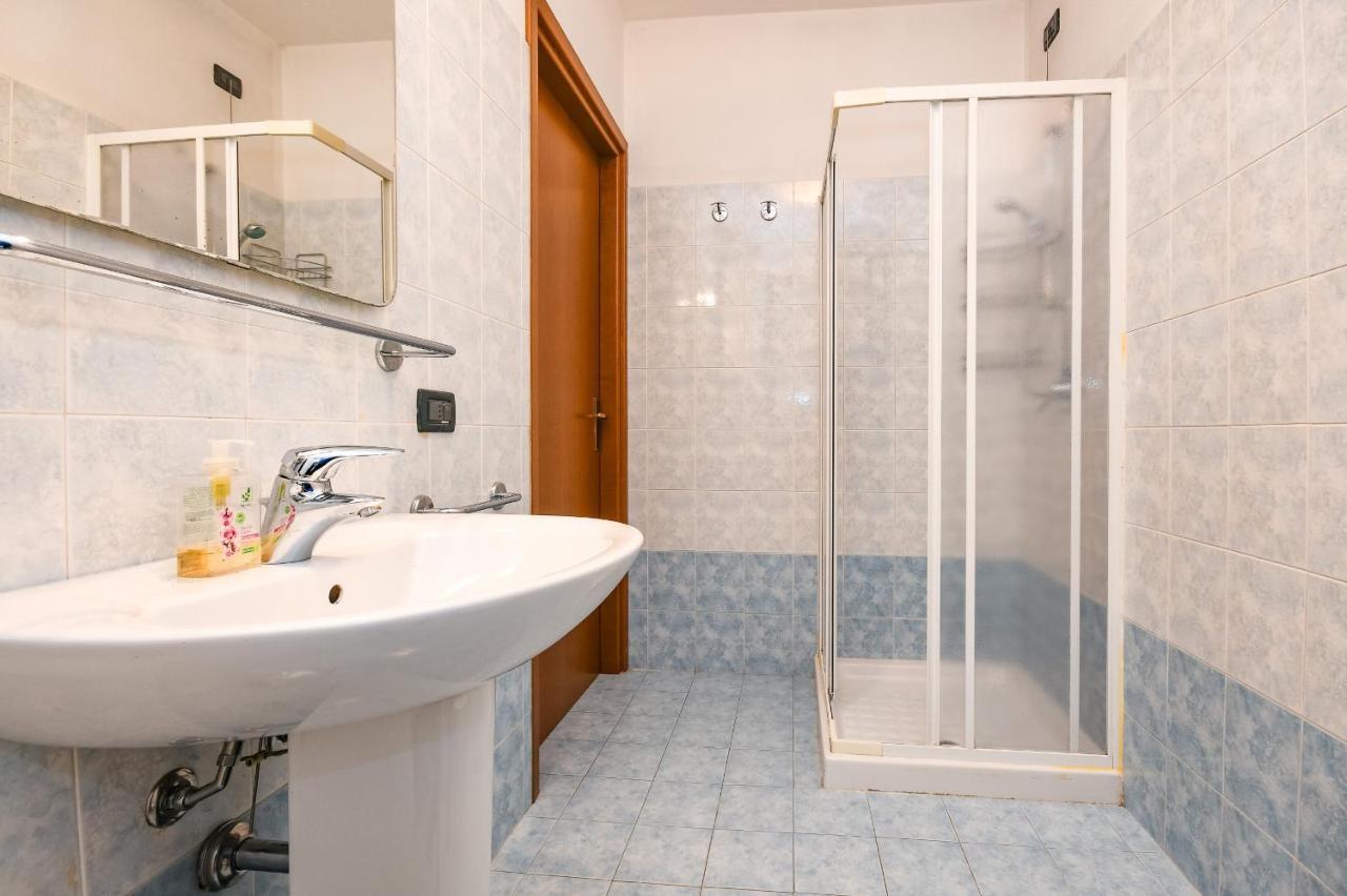 Desenzanoloft Yellow Apartment Desenzano del Garda Exterior foto