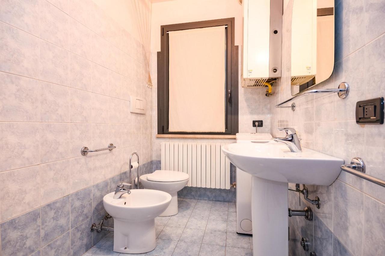 Desenzanoloft Yellow Apartment Desenzano del Garda Exterior foto
