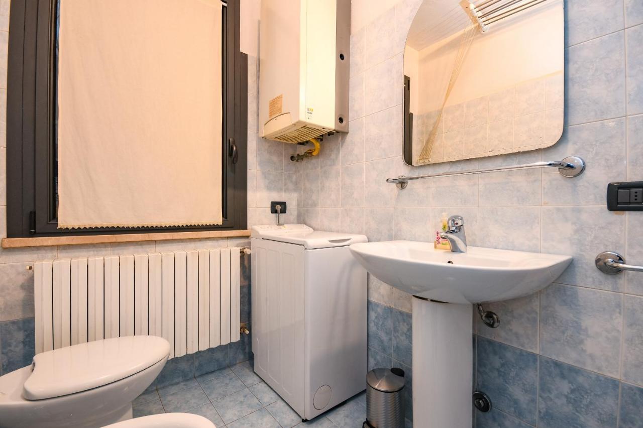 Desenzanoloft Yellow Apartment Desenzano del Garda Exterior foto